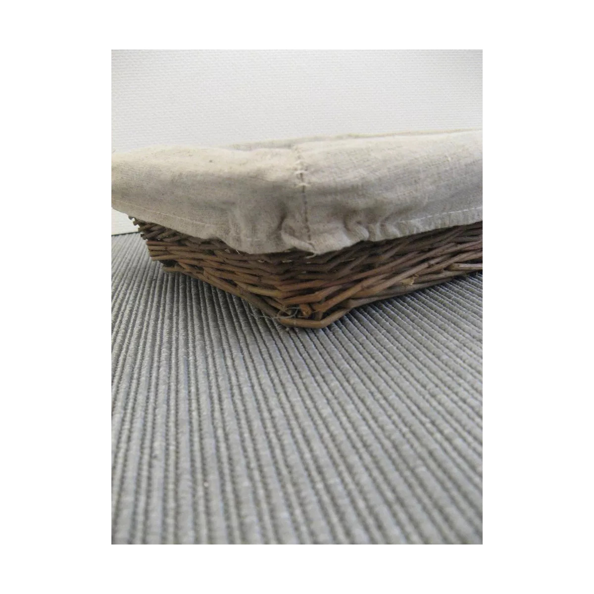 Corbeille en osier brut 24x24