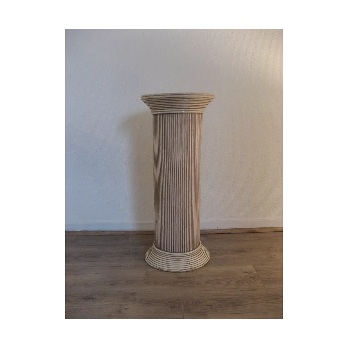 Colonne Romaine en Rotin H.76 cm Rose