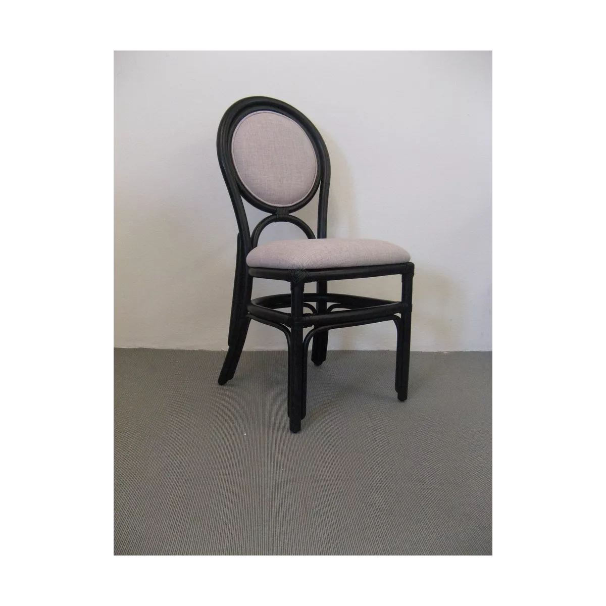 Chaise Médaillon en Rotin Noir