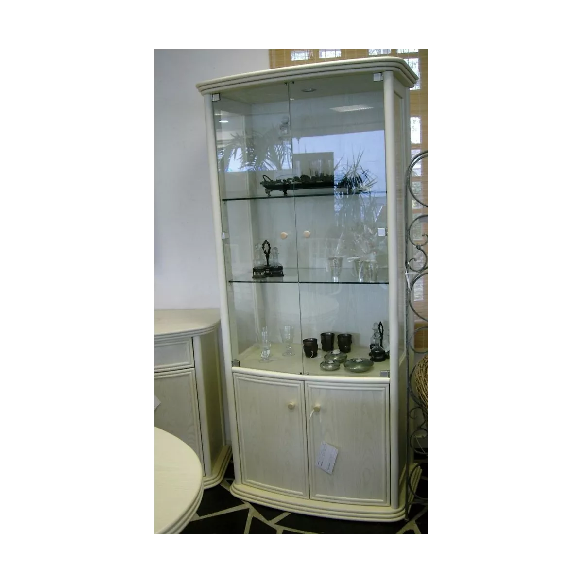 Vitrine Nui