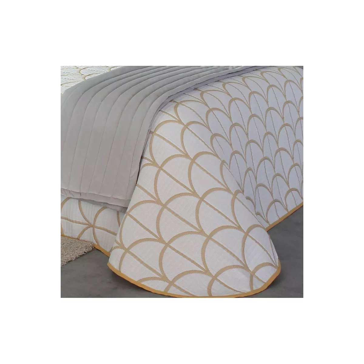 Couvre Lit Oregon 250x270 Ocre