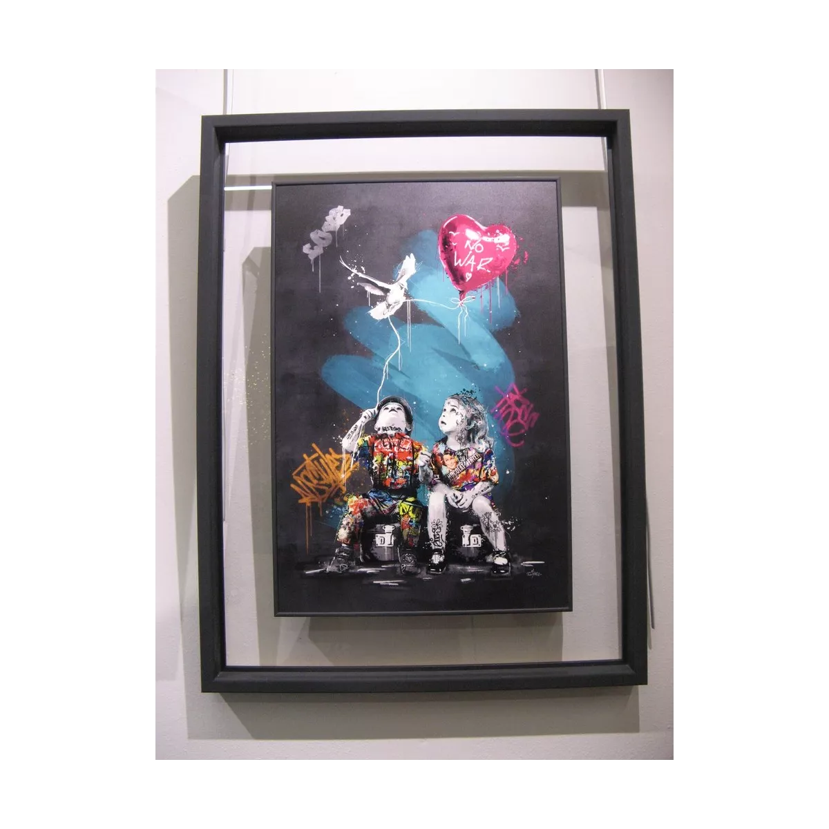 Tableau Romaric Garçon, la fille et la colombe 62x82 encadrement en verre