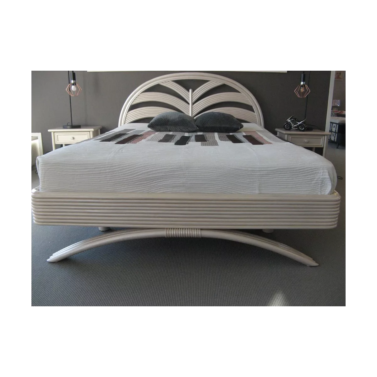Lit Palmette avec Arc Nacre