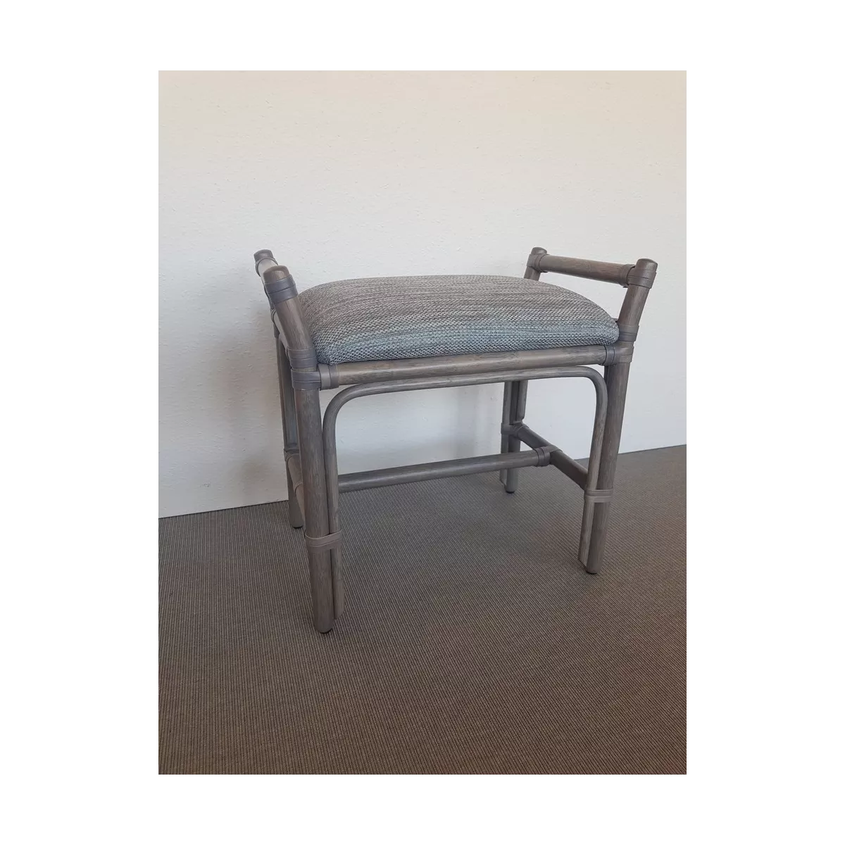 Tabouret Rotin Delos Gris
