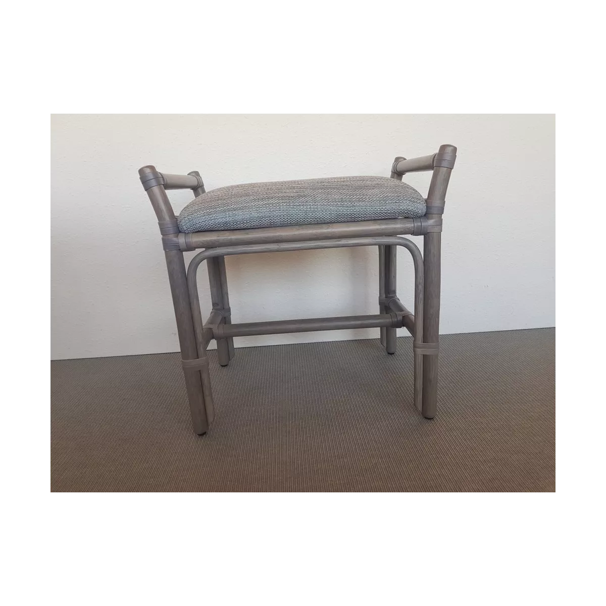 Tabouret Rotin Delos Gris