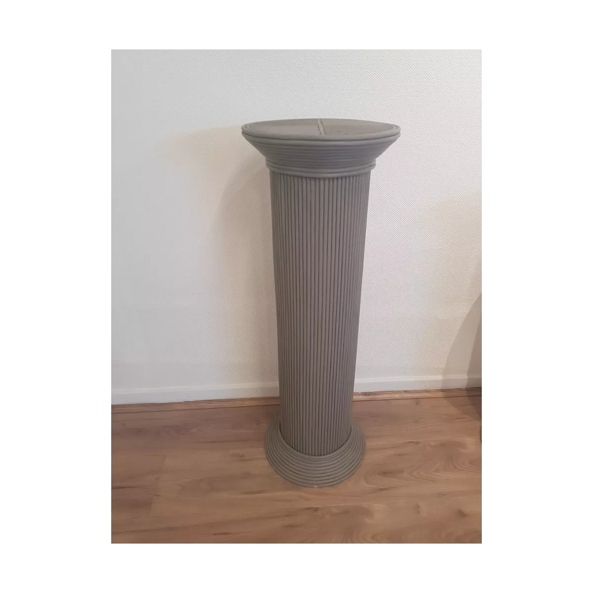 Colonne Romaine en Rotin H.91 cm Taupe