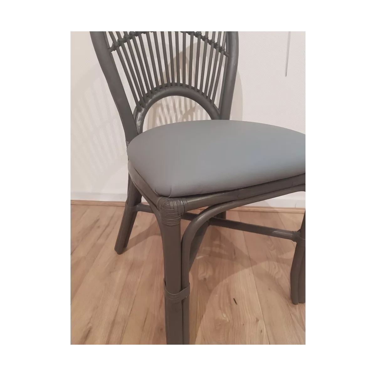 Chaise Léon Titan