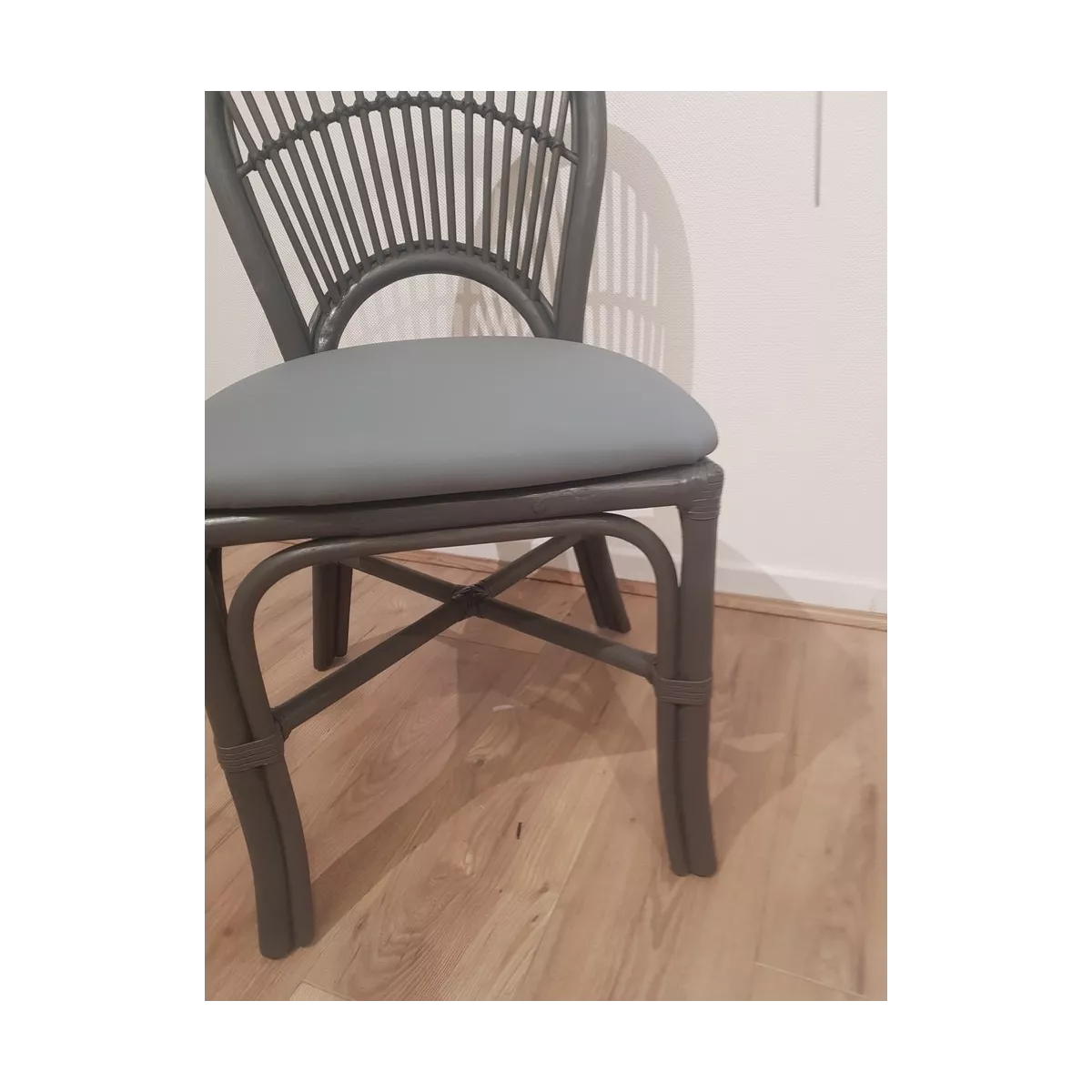 Chaise Léon Titan