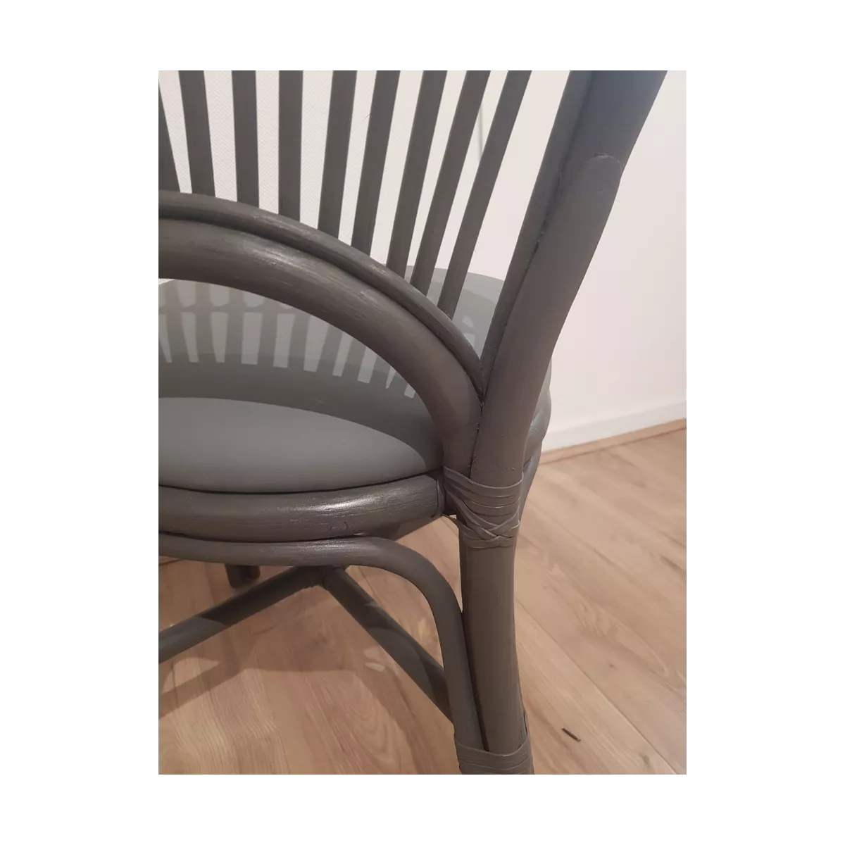 Chaise Léon Titan