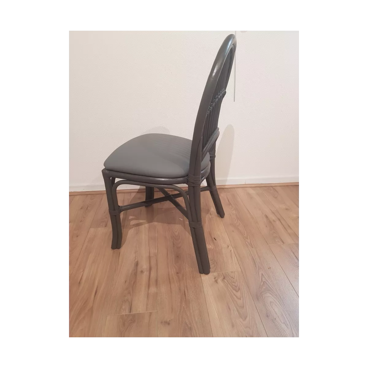 Chaise Léon Titan
