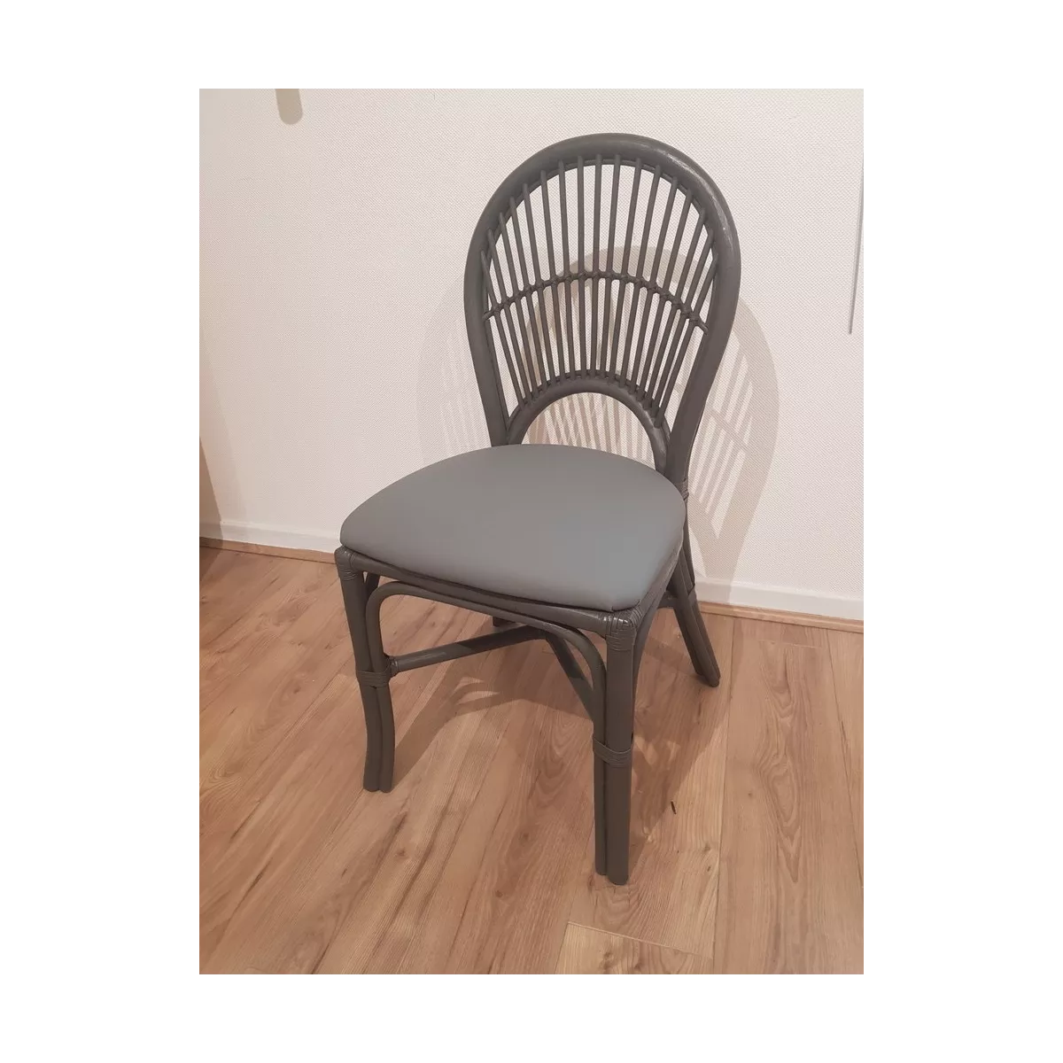 Chaise Léon Titan
