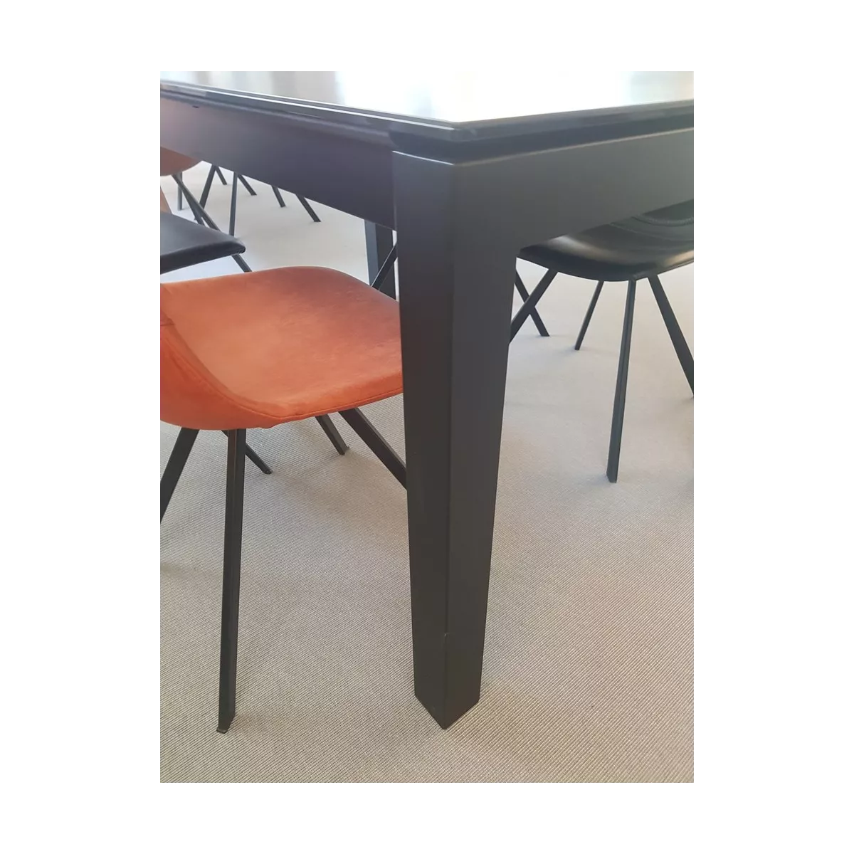 Table Tokio 140cm en Céramique Marbre Noir