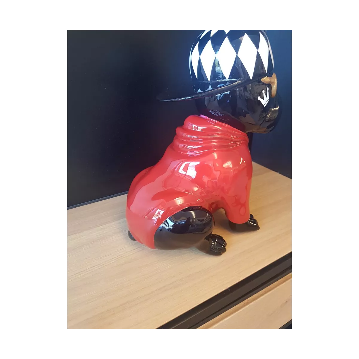 Sculpture Bulldog Casquette H.36cm