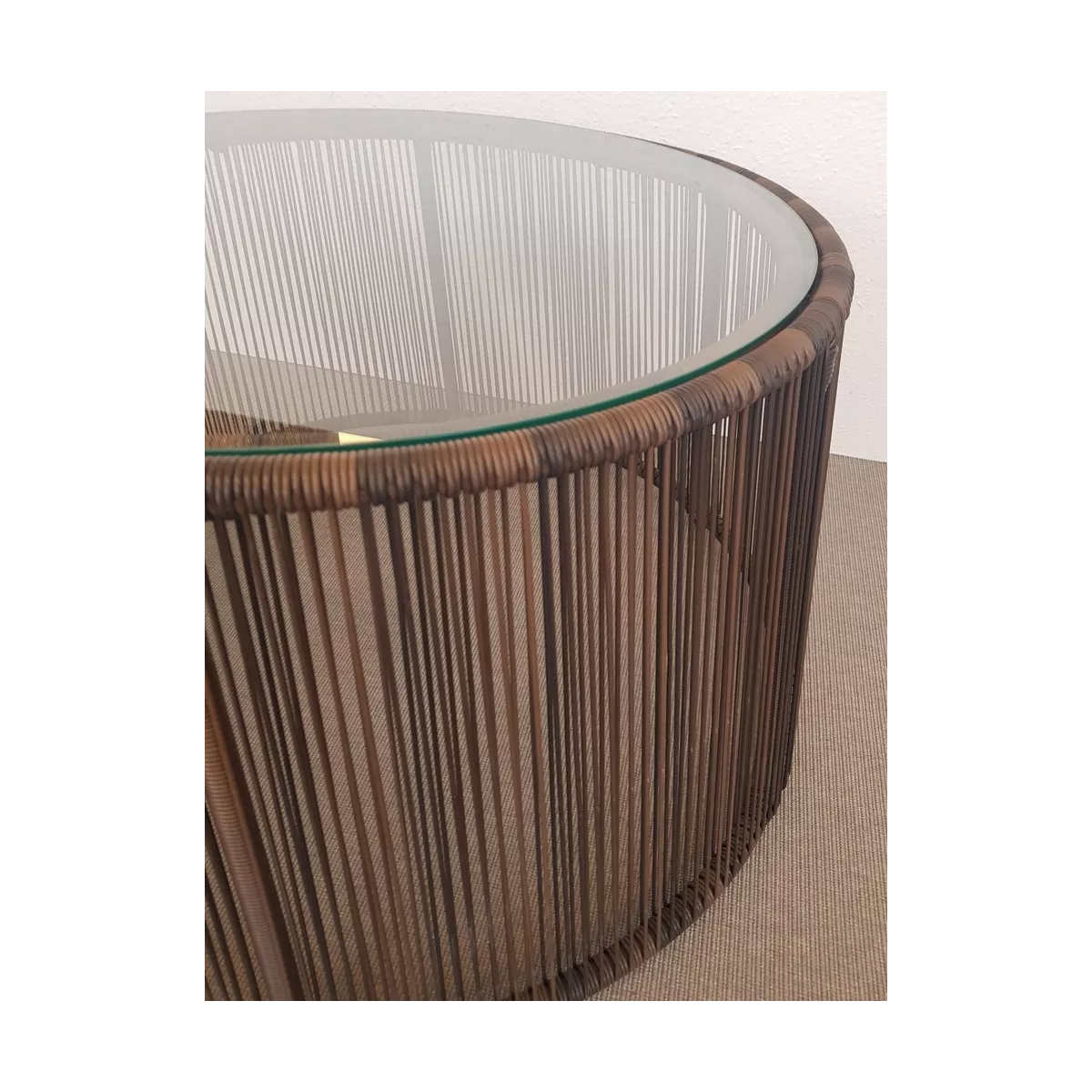 Table Basse Alana 80 cm Résine Poivre
