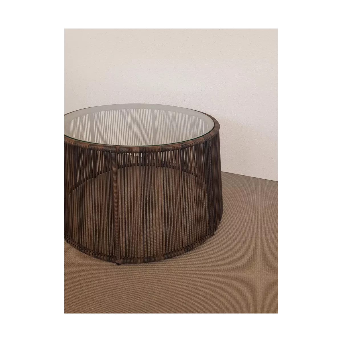 Table Basse Alana 80 cm Résine Poivre