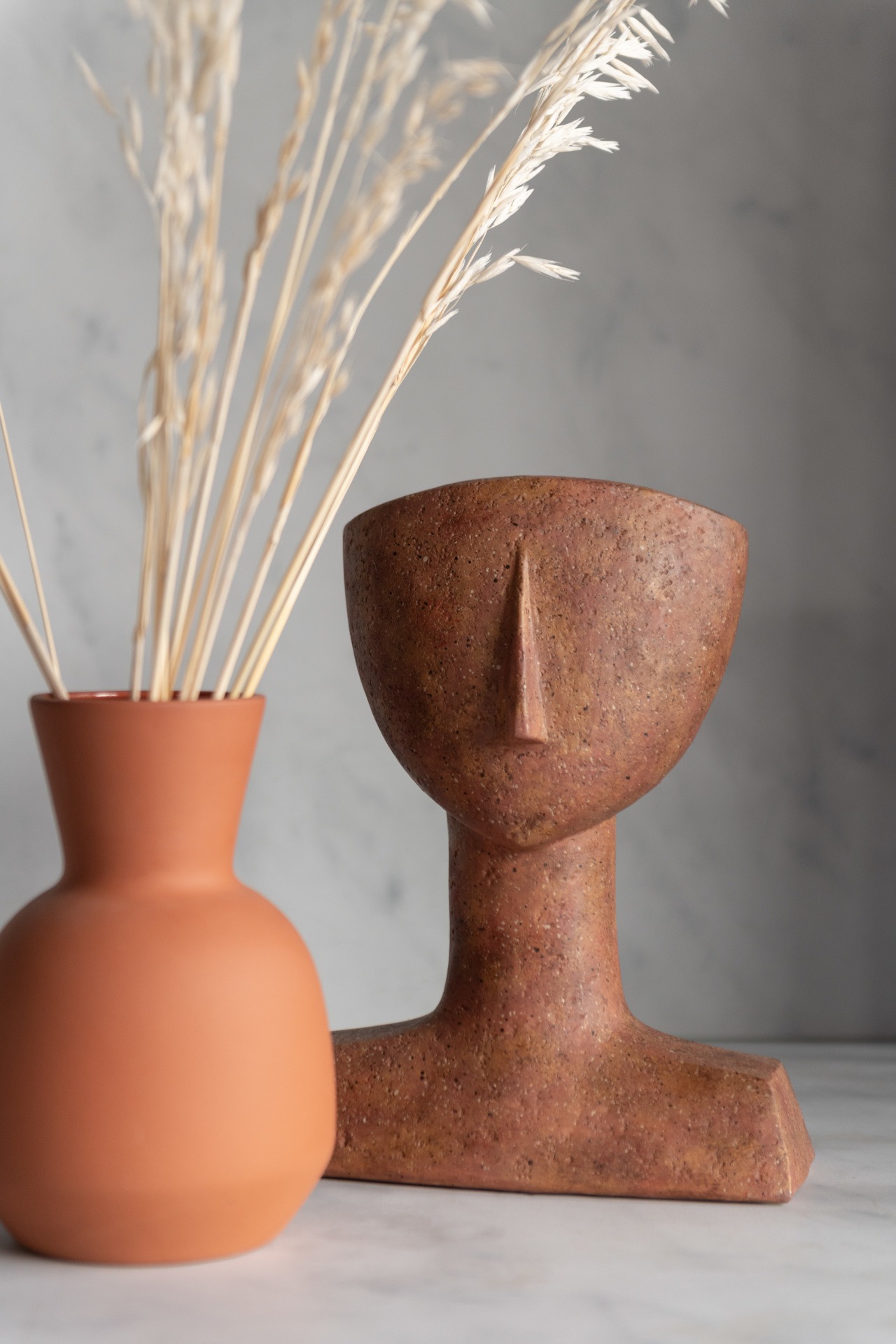 Noir et Terracotta