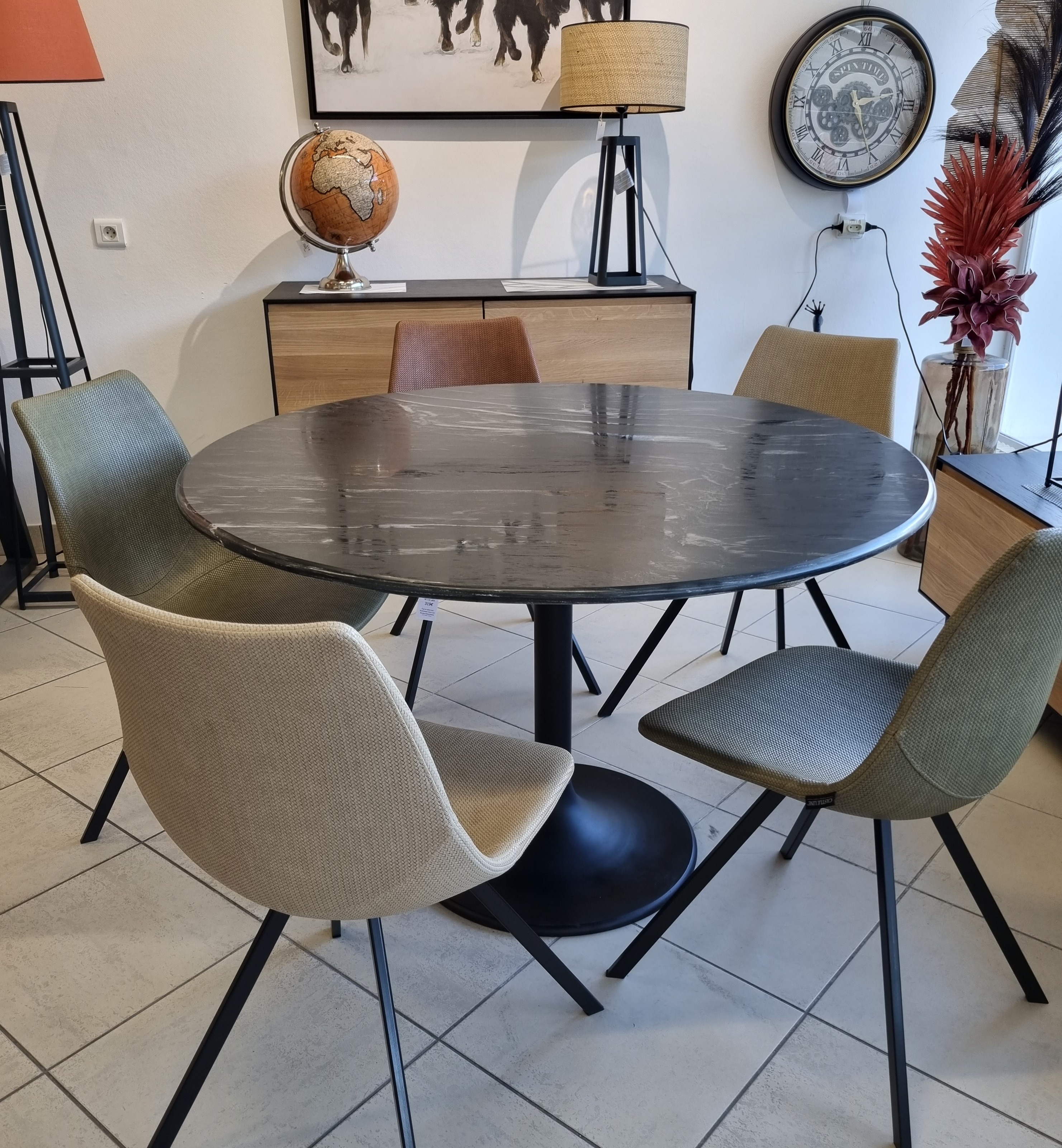 Nouveau Décor Chaise Happy
