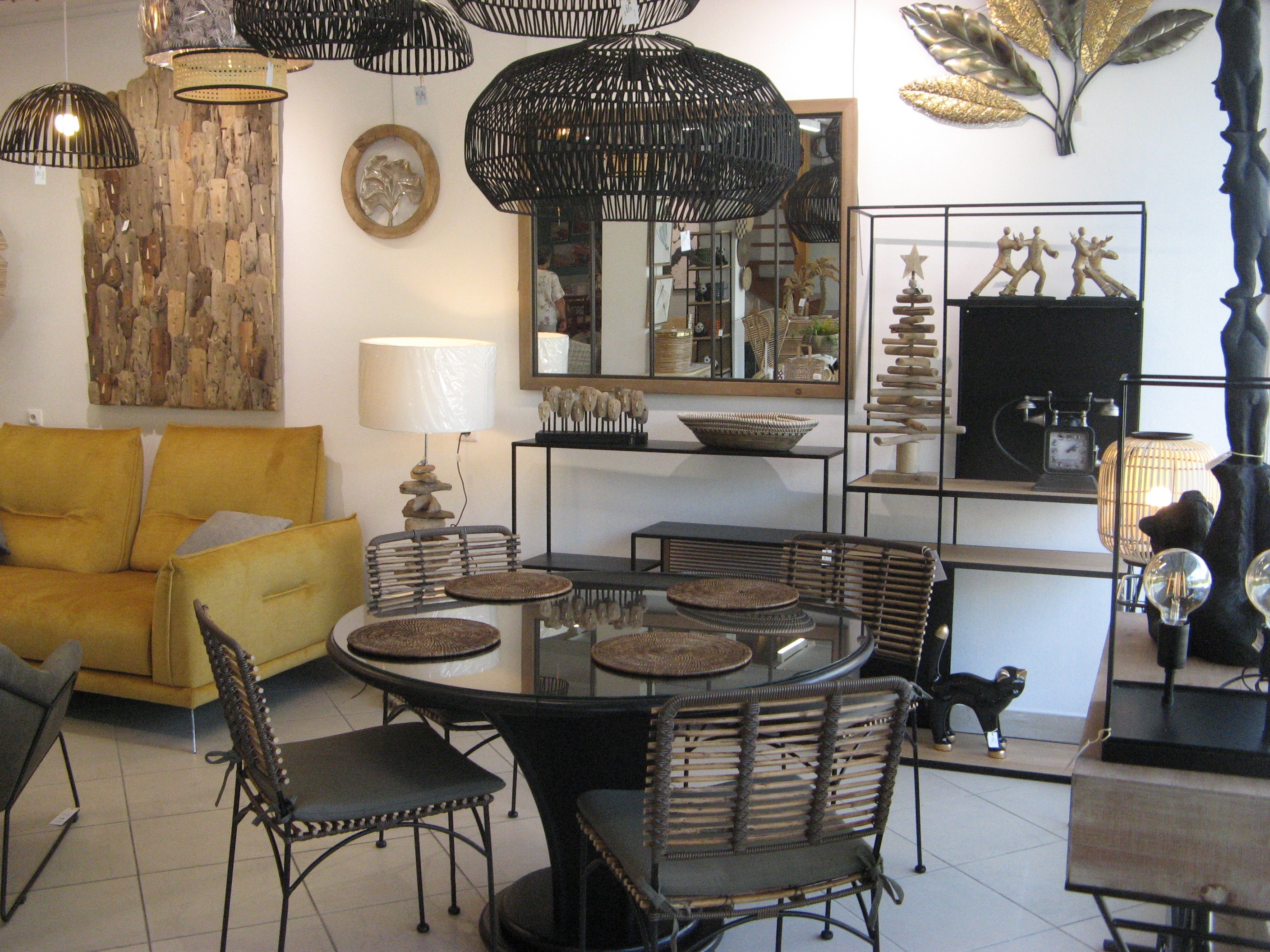 Nouveau Showroom