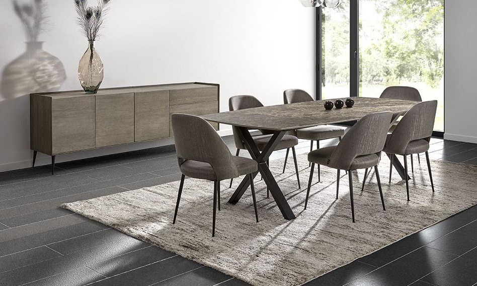 Nouveauté Chaise :  Modèle Omis