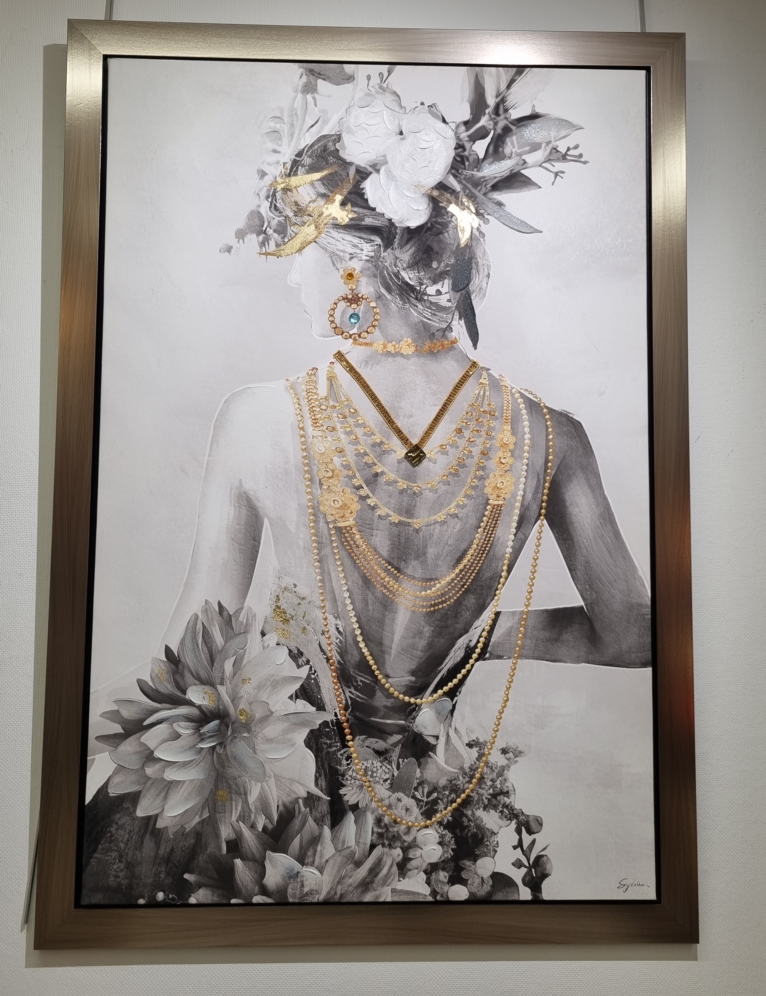 Originalité : incrustation "bijoux" sur Toile