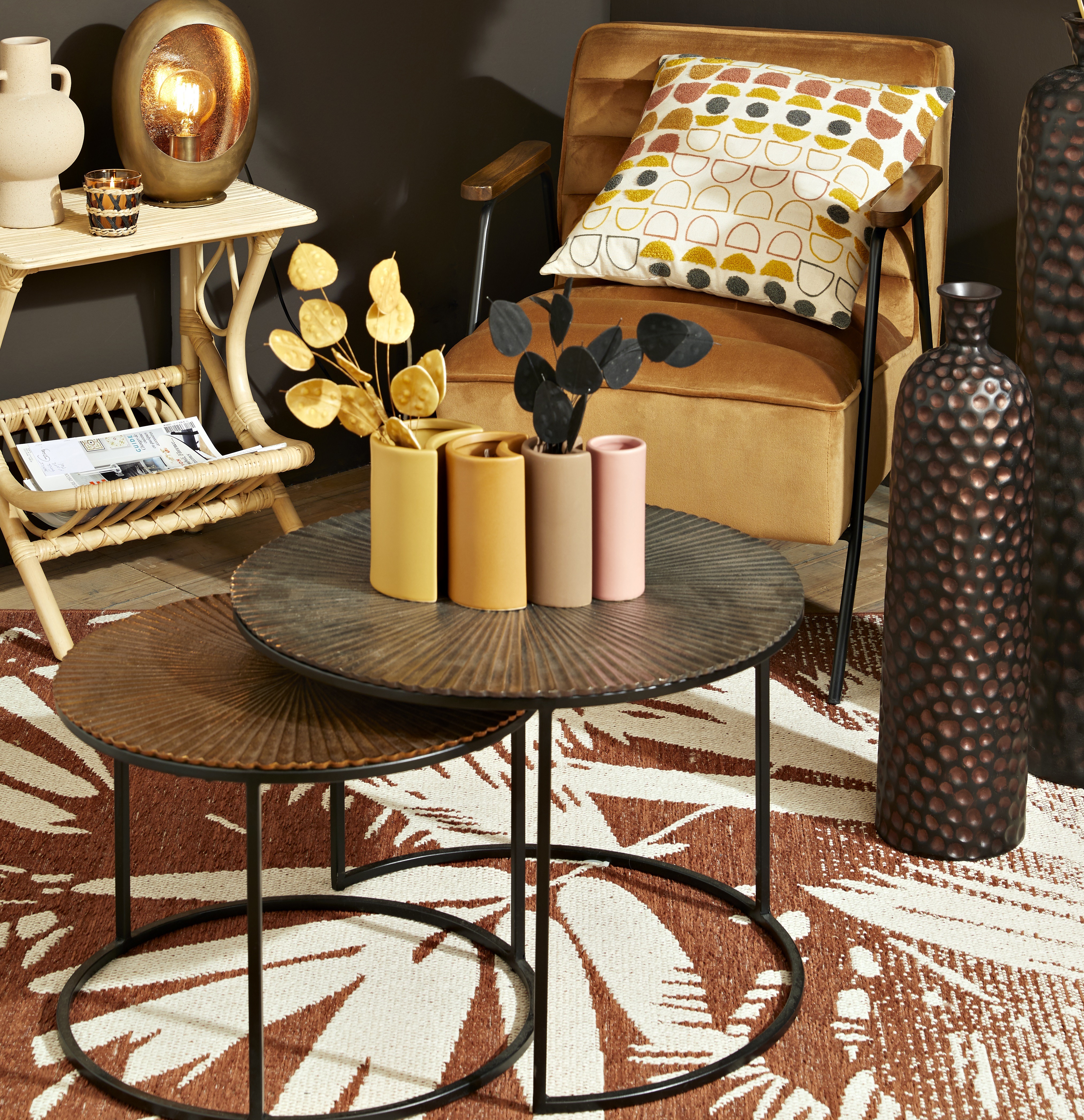 Tables basses Tricolores : de nouveau disponible