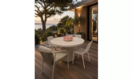 Nouvelle implantation : Table Lima et fauteuil