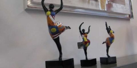 Femme résine sculpture 