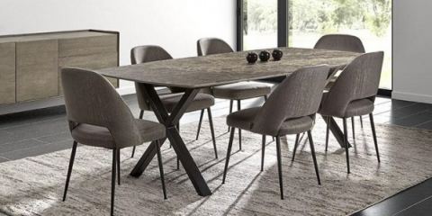 Nouveauté Chaise :  Modèle Omis