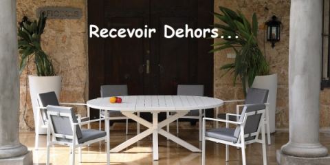 Table avec Pied Diamant